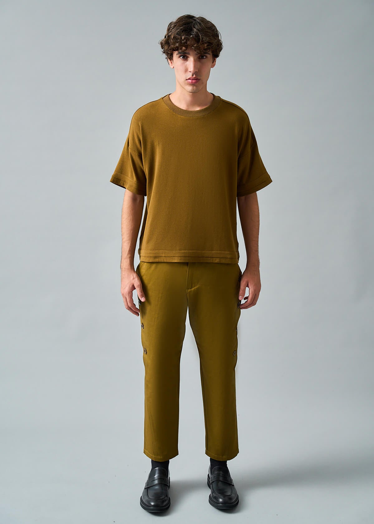 Framed Luxe Tee Gold