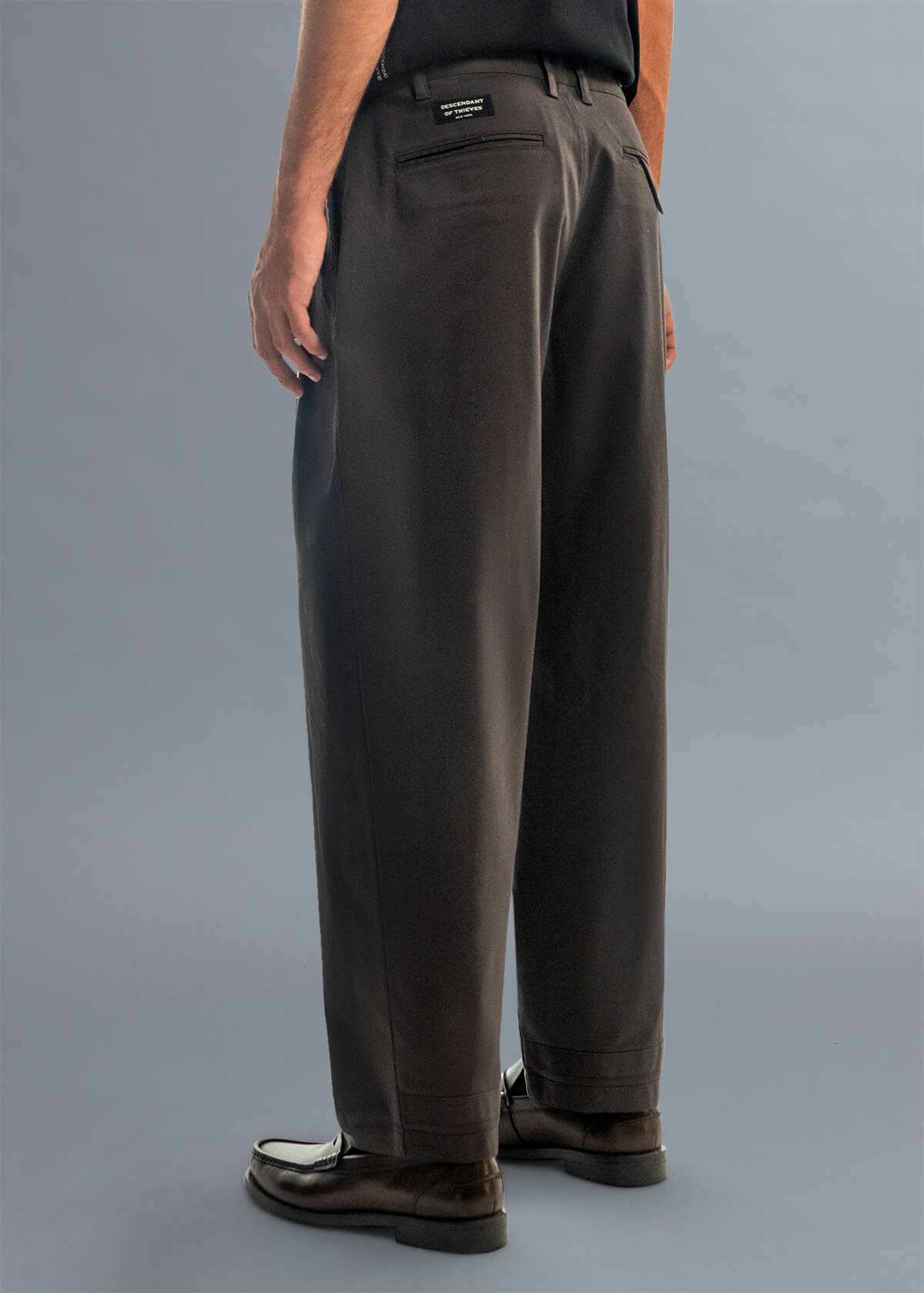 Raven Soft Twill Storm: Raven Fit