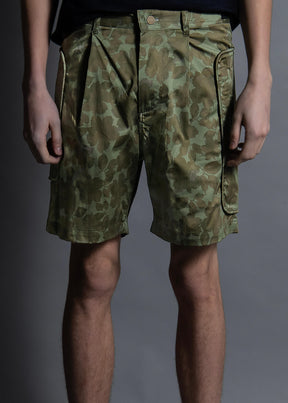 men's cargo short with olive tonal print